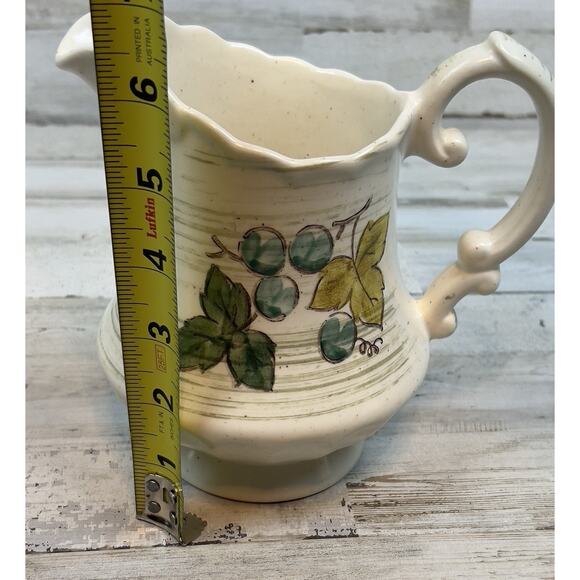 Metlox Pottery Vernon Ware Vineyard 24 Oz. Pitcher Flawless 6.5" - Picture 9 of 9